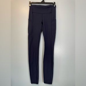 Lululemon Speed Up Tight Size 2 Midnight Navy Side Pockets & Back Zipper Pocket